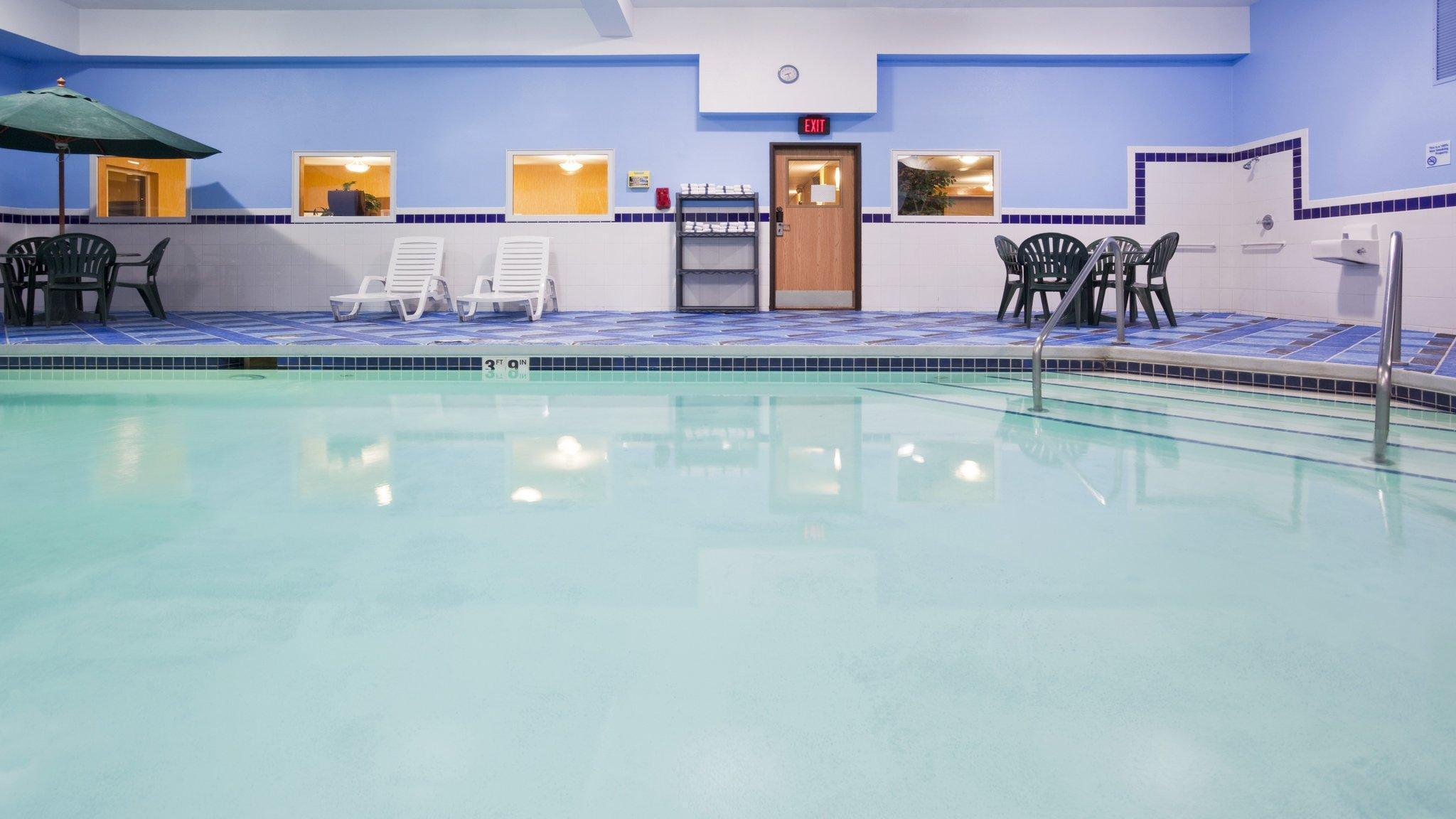 Holiday Inn Express Deforest By Ihg Exteriér fotografie